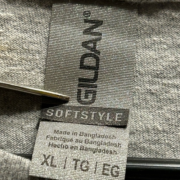 AMERICAN HEART T-SHIRT  SIZE XL                      90% COTTON 10% POLYESTER - Picture 2 of 2